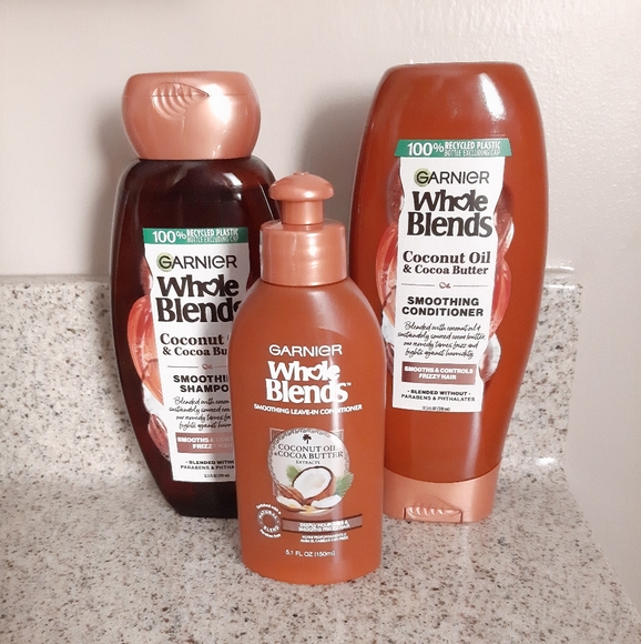 Garnier Whole Blends Coconut Oil & Coconut Butter Haircare Bundle - Picture 6 of 13